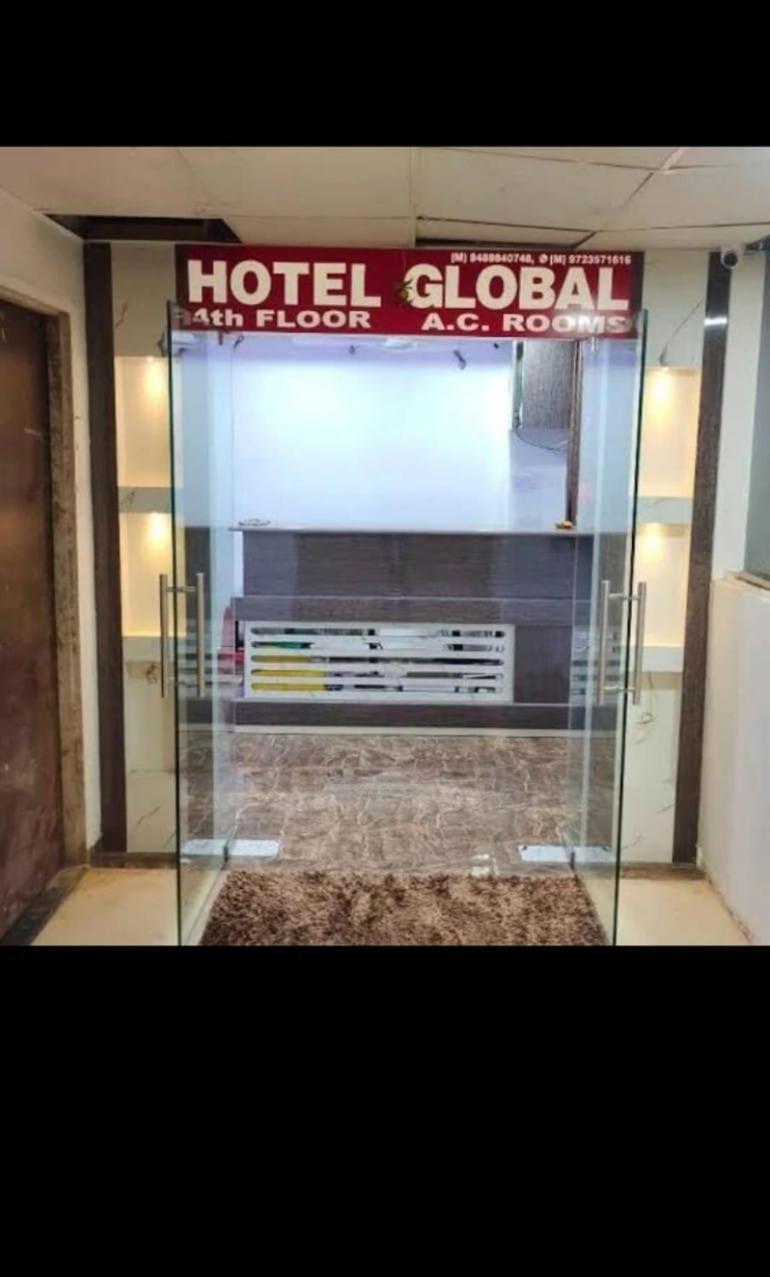 Hotel Globle فَدودارا المظهر الخارجي الصورة